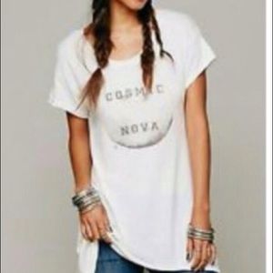 Free People: Tshirt