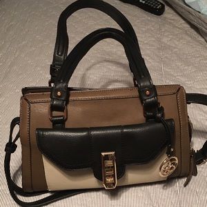 Jessica Simpson purse