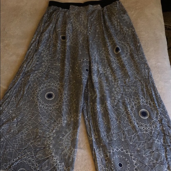 Boho Chic! Navy/White Palazzo Pants
