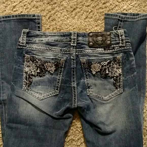 Miss Me Embroidered Pocket Detail Straight Jeans