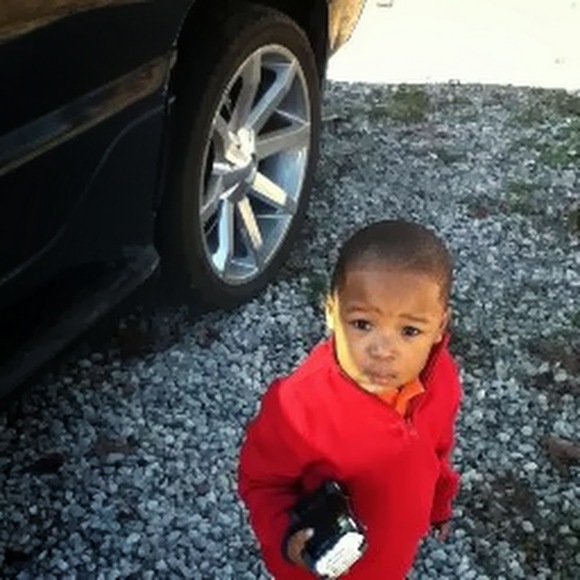 Meet your Posher, Daisi