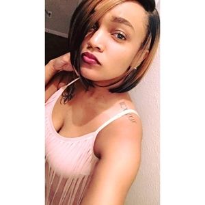 Meet your Posher, Cynthia