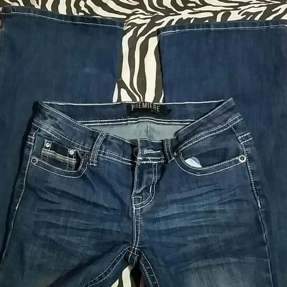 Jeans - Picture 3 of 3