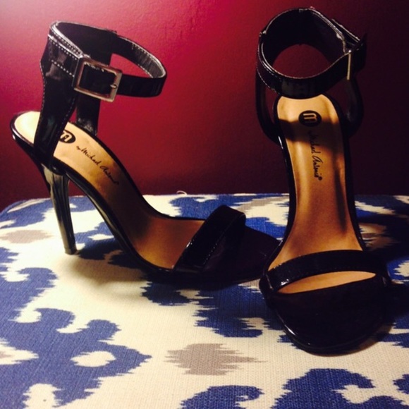 Michael Antonio black strappy heels
