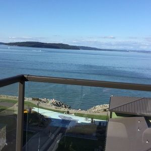 Meet your Posher, Robin