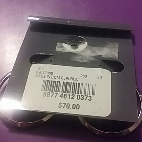 SOLD Sterling silver hoop earrings - Picture 4 of 4