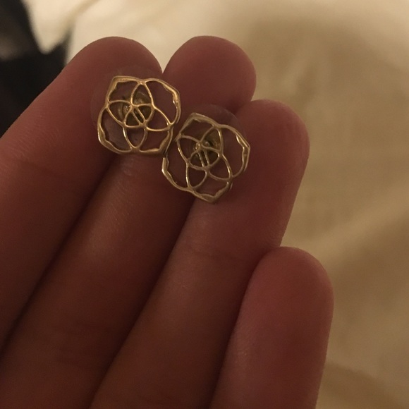 Kendra Scott emblem gold earrings