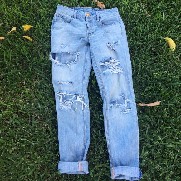 American eagle boyfriend jeans