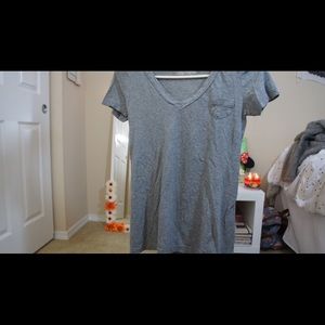 Grey v neck tee