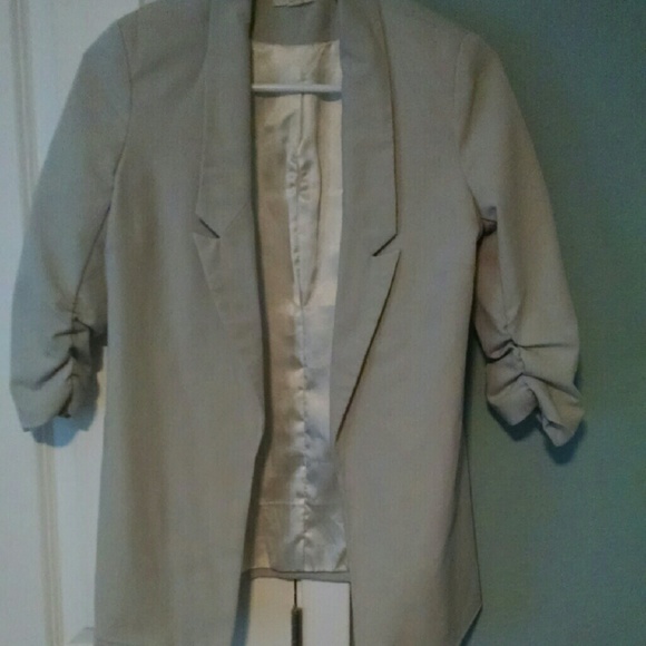 Cropped Sleeve Blazer