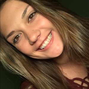 Meet your Posher, Ally