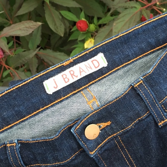J Brand jeans. Size 31. Like new!! - Picture 1 of 4
