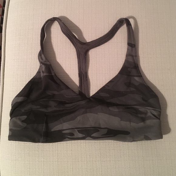 lululemon athletica Other - Lululemon Arise Sports Bra