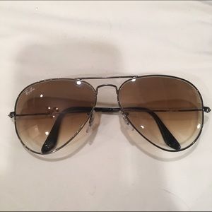 RAY BAN aviators