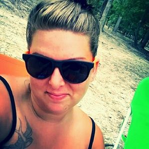 Meet your Posher, Kristen