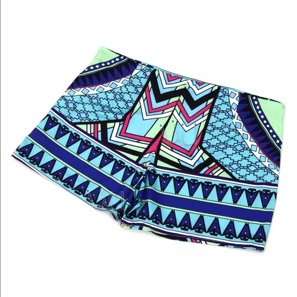 LAST PAIR Small HIGH WAISTED SHORTS - Picture 2 of 4