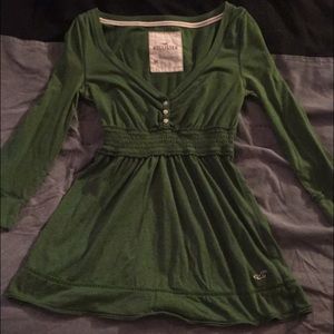 Green hollister shirt