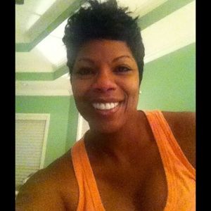 Meet your Posher, Claudette