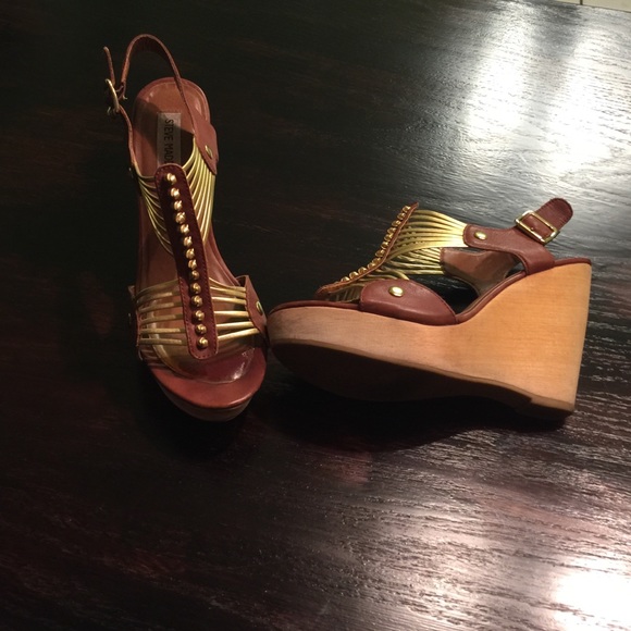 Steve Maddens wedge - Picture 2 of 4