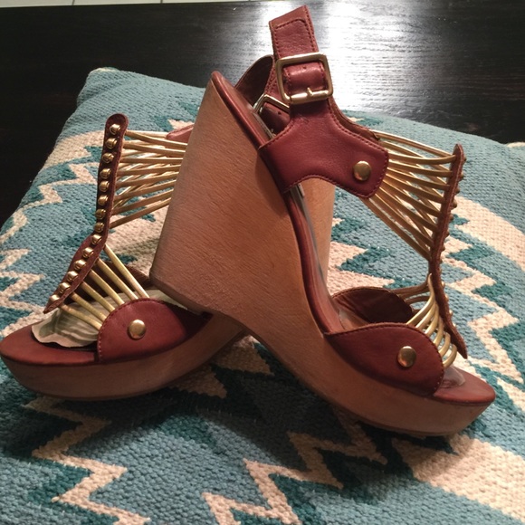 Steve Maddens wedge - Picture 4 of 4