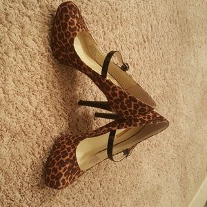 BCBGENERATION platform stiletto Mary jane