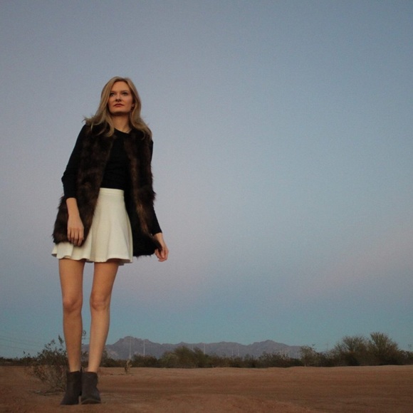 WELCOME! - Picture 2 of 3