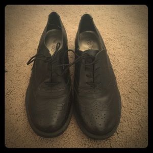 All black oxfords