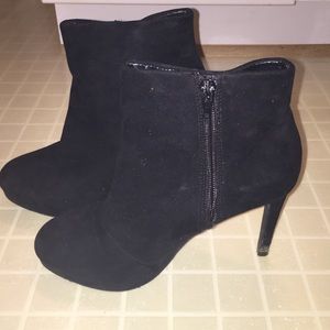 Zip up black suede booties