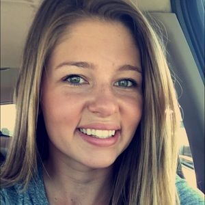 Meet your Posher, Vicki