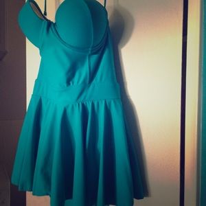 Retro-Style Skirted One-Piece Bathing Suit