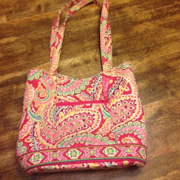 Colorful Vera Bradley longer shoulder purse
