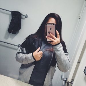 Meet your Posher, Ashman