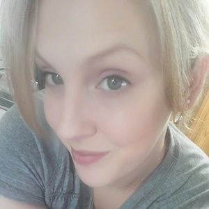 Meet your Posher, Marisa