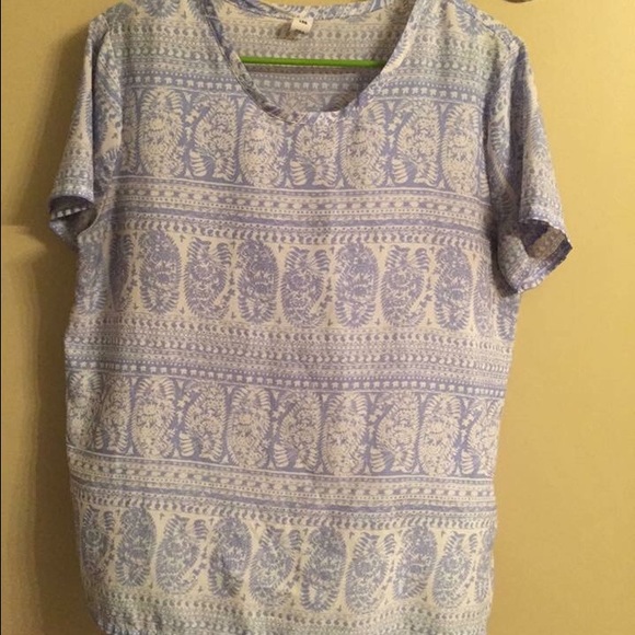 Old Navy blue/white top L