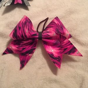 California Allstars cheerleading bow