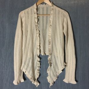 SOLD —- Cream Cropped Knit Sweater