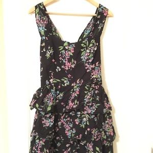 Short tie back floral ruffle dress