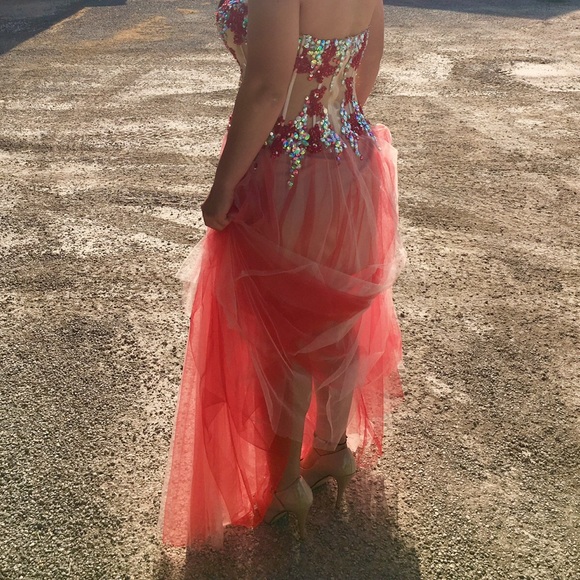 Prom dress - Picture 2 of 4