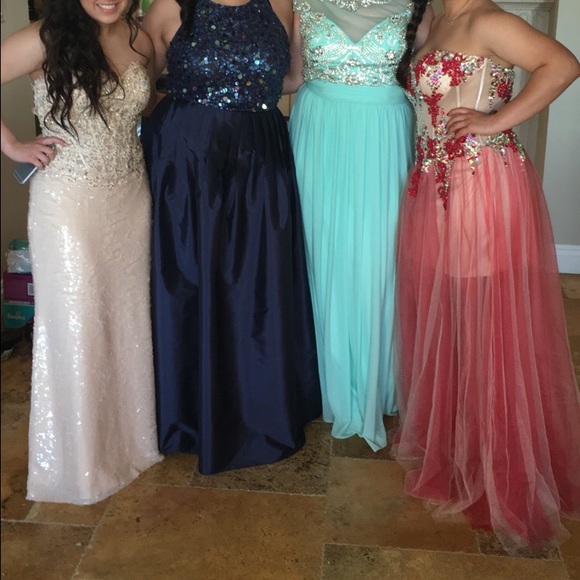 Prom dress - Picture 4 of 4