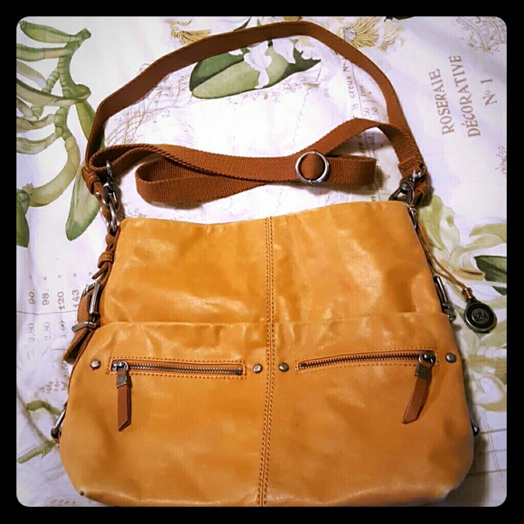 THE SAK SANIBEL LEATHER BUCKET TOTE BAG IN OCHRE!!