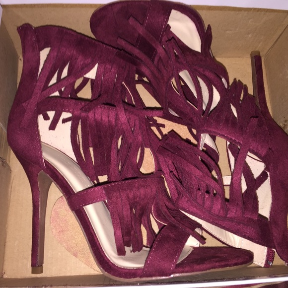 Wild dive heel size five and half - Picture 3 of 3