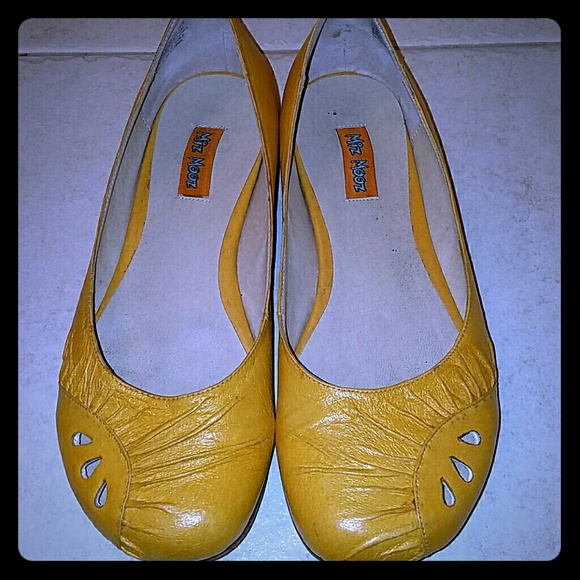 Miz Mooz flats