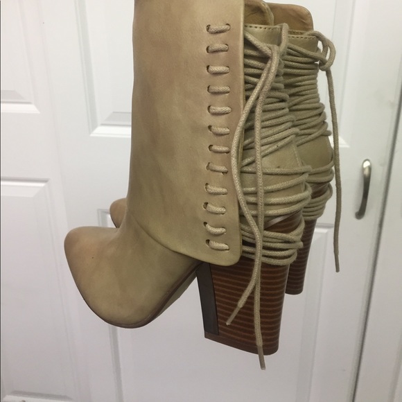 Tan Booties😍😍 - Picture 3 of 6