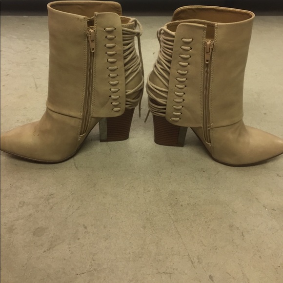 Tan Booties😍😍 - Picture 6 of 6