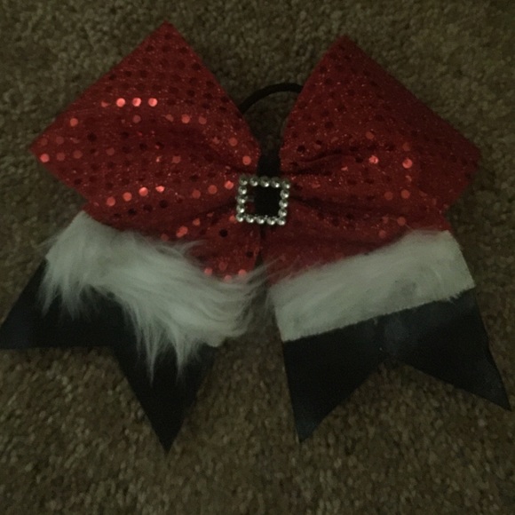 Cheer bow - Picture 1 of 1