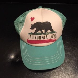 California Love Hat