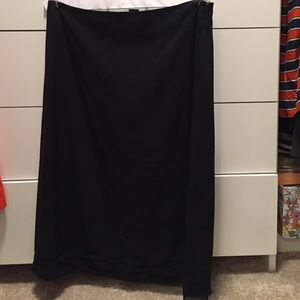 Black Loose Midi Skirt