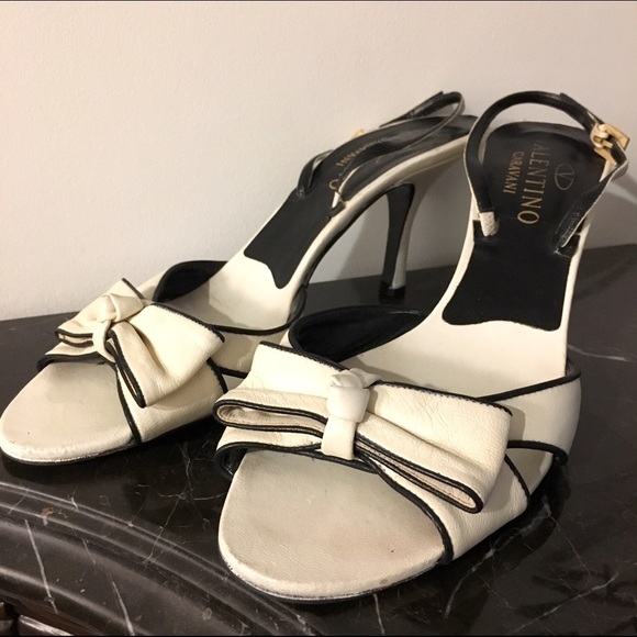 Valentino Garavani Medium heel