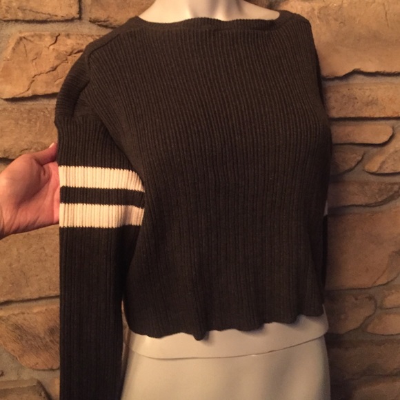 Grey sweater