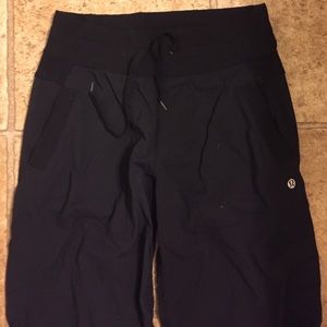 Lululemon studio pants. No lining